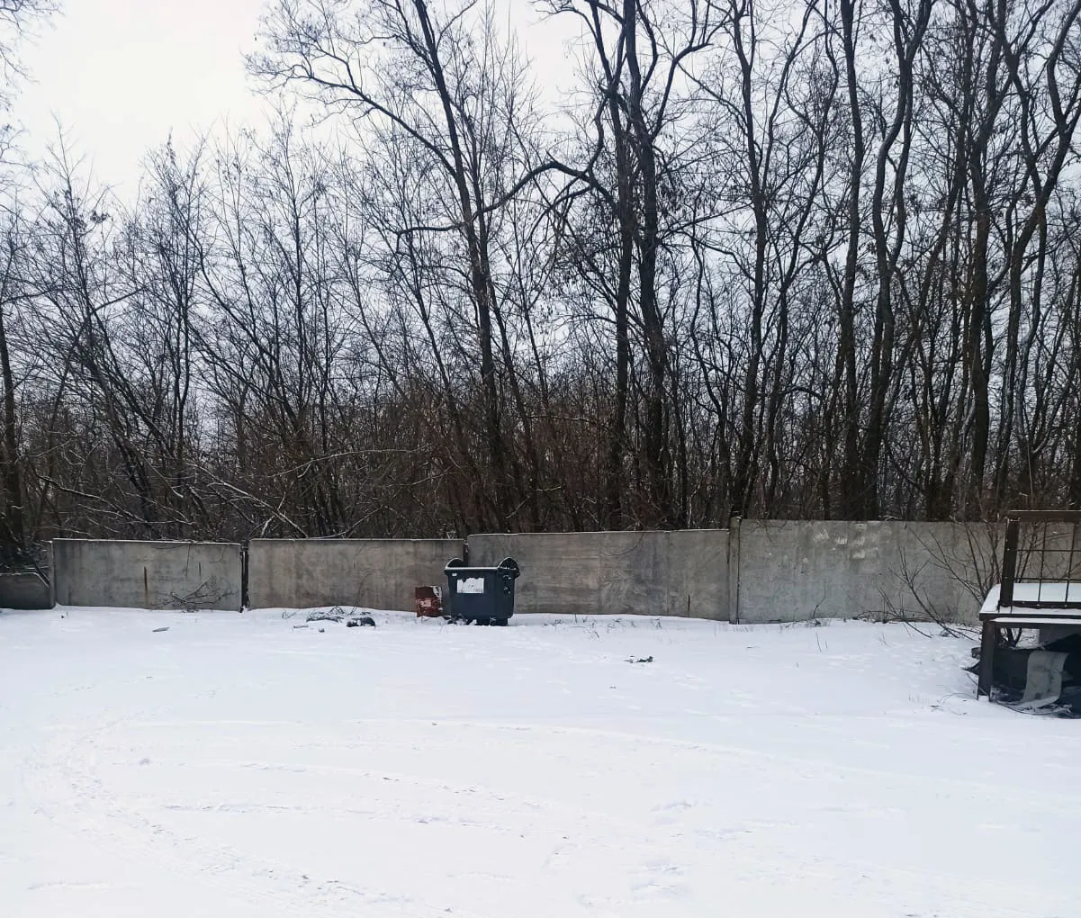 СТО Складський комплекс та вантажний шиномонтаж на в'їзді в Дніпро СТО Складський комплекс та вантажний шиномонтаж на в'їзді в Дніпро